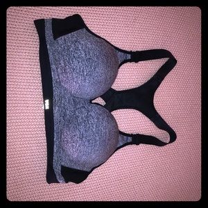 VS workout bra